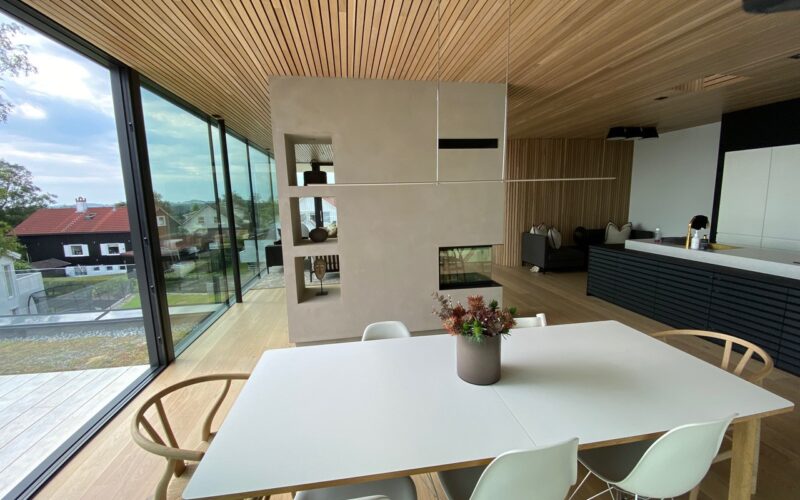 Ildsted og peis i stor og moderne leilighet Som murmester så tar vi på oss ulike oppdrag!